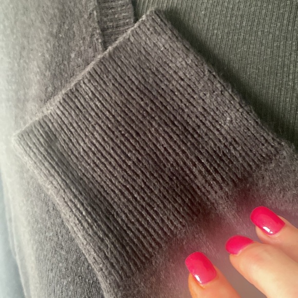 Croft & Barrow Black V-Neck Lightweight Sweater Sz XL NWT - Picture 4 of 6